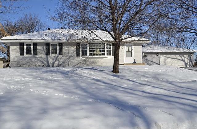 2nd image of 10407 Harriet Ave S