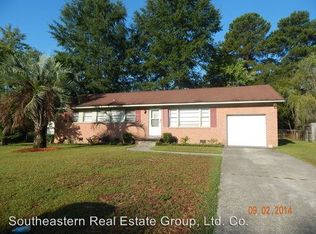 1726 Chadsworth Dr, Cayce, SC 29033