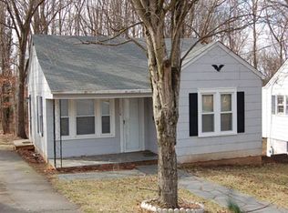 116 Sunset Ave, Elkin, NC 28621