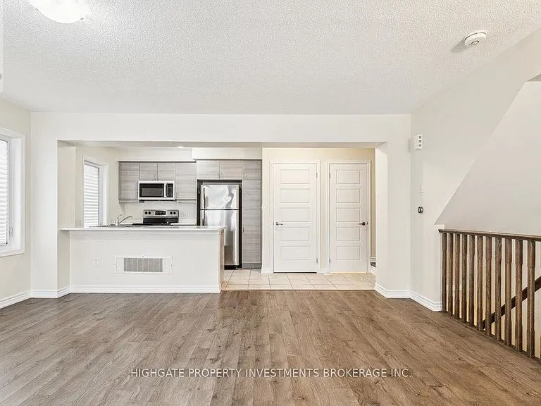 107 Lemieux Ct — Photo 6