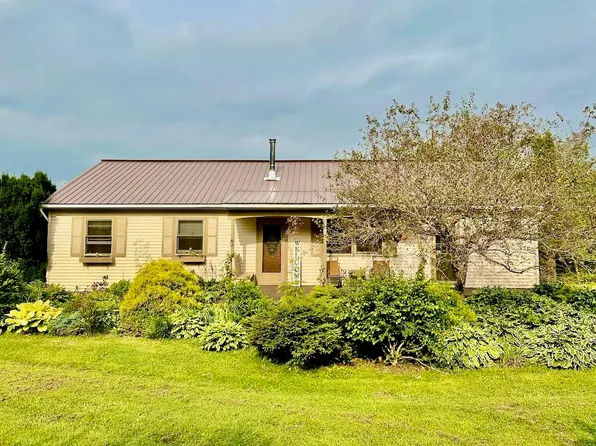 27 Palker Lane, Cambridge, VT 05464