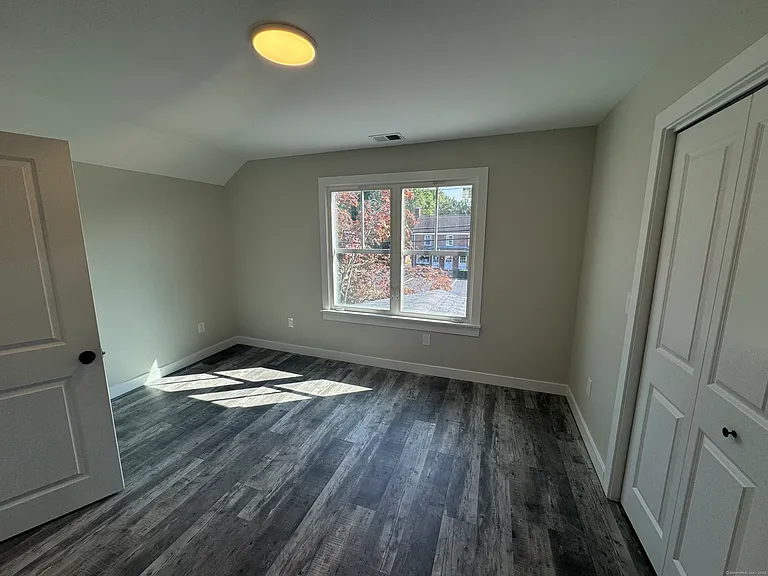 267 Hebron Ave — Photo 6
