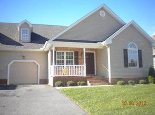 11622 Dennis Dr, Princess Anne, MD