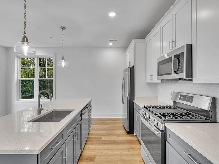 423C Veritas St — Photo 25