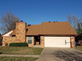 1212 Dodd Dr, Midwest City, OK 73130