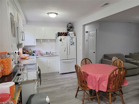 5th image of 4217 Wake Ave