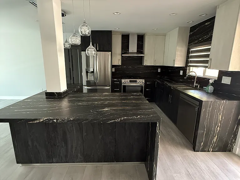 17021 Paulette Pl — Photo 5