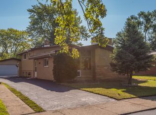 15025 Oak St, Dolton, IL 60419