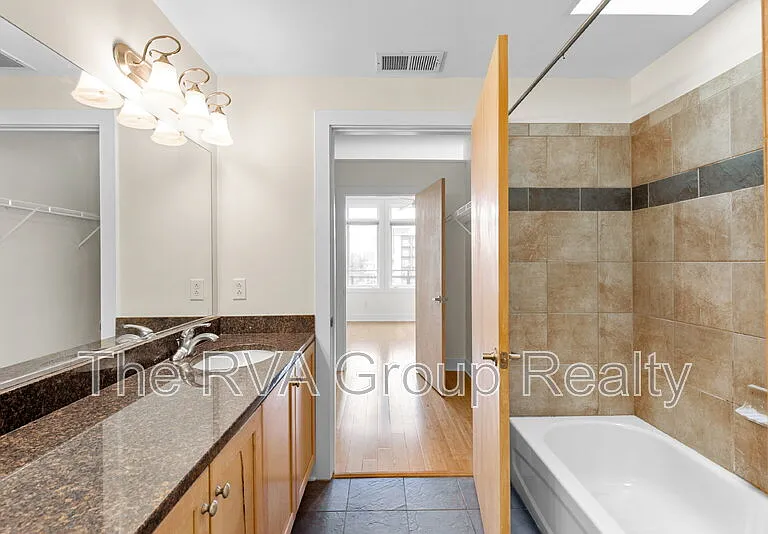 110 W Marshall St #27 — Photo 38