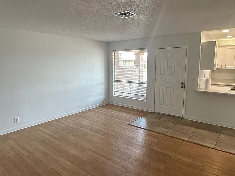 20236 N 6th Dr #4 — Photo 9