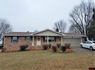 208 Parkview Dr, Mountain Home, AR 72653