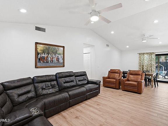 5th image of 3065 E Leonora Street