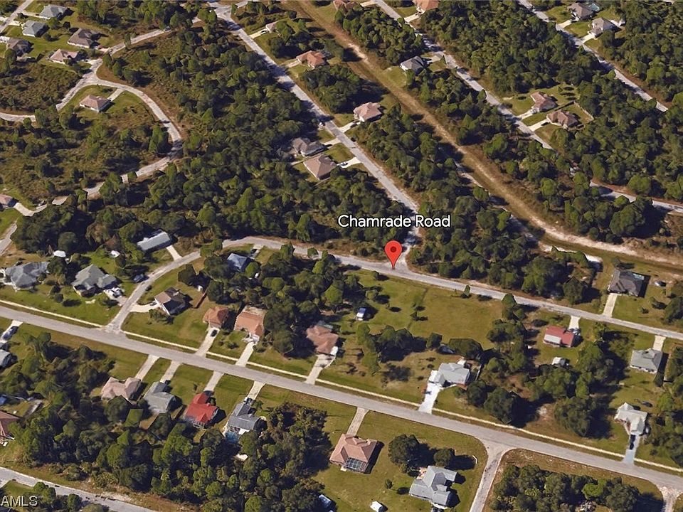 2nd image of Chamrade Rd