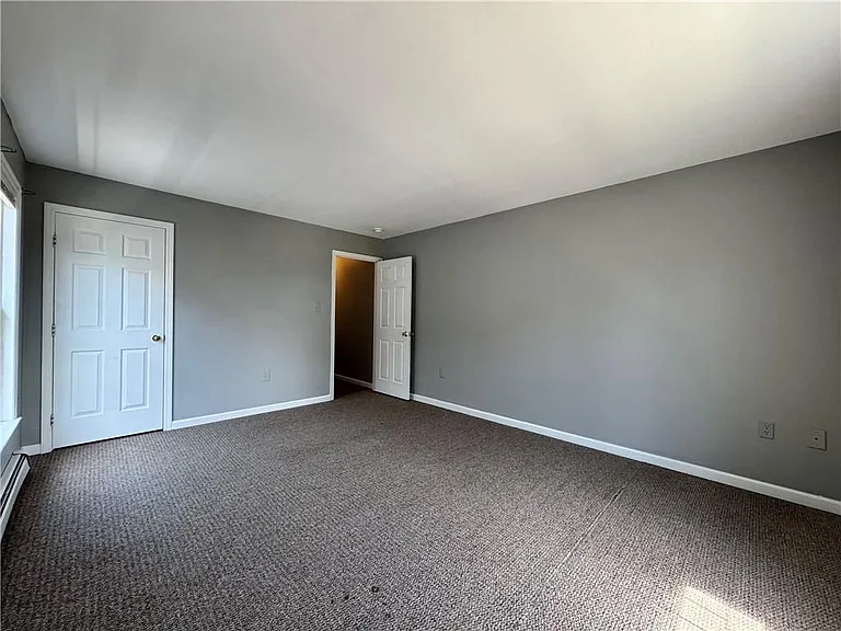 180 Berkshire St — Photo 12