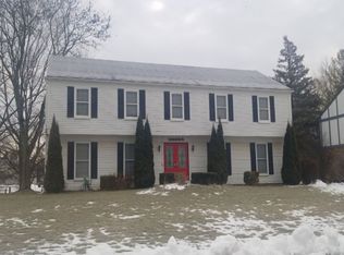 36265 Fredericksburg Rd, Farmington Hills, MI 48331