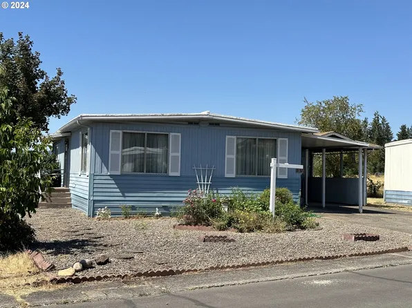 77500 S 6th St Space A10, Cottage Grove, OR 97424