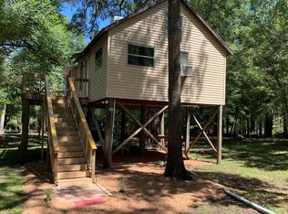 969 SW Iowa Dr, Fort White, FL 32038
