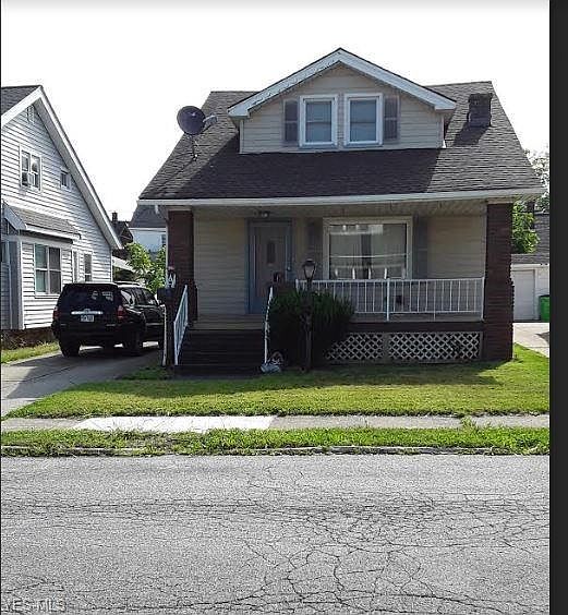 1st image of 4939 E 107th St