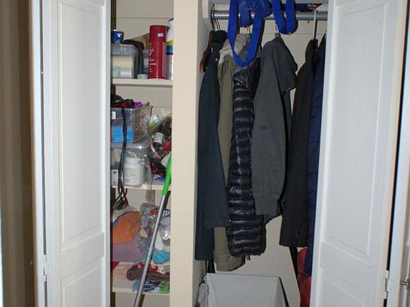 4th image of 2251 7th Ave Frnt 2