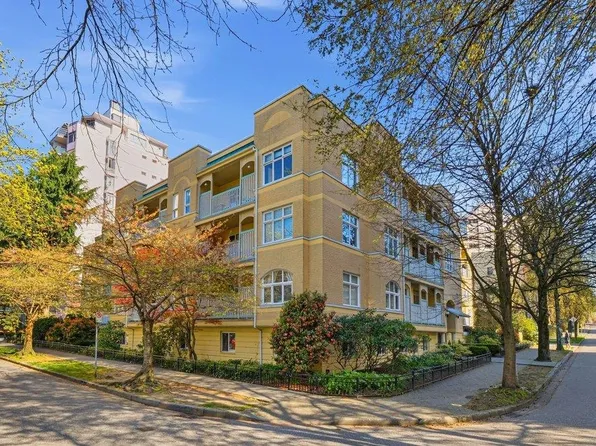 1125 Gilford St #411, Vancouver, BC V6G 2P7