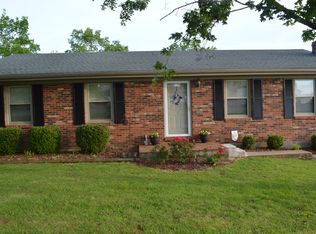 993 Ritchie Ln, Bardstown, KY 40004