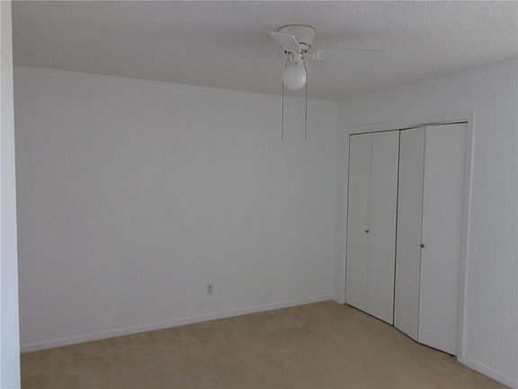 5th image of 706 La Chapa Ave