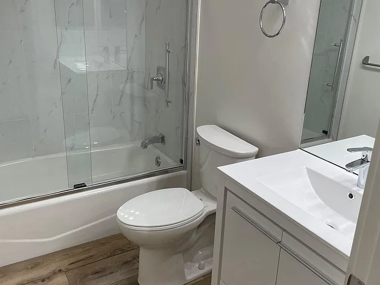 1945 Washington St #203 — Photo 13