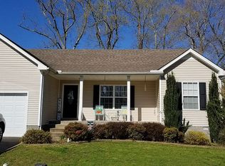 198 Foxfire Rd, Paris, TN 38242