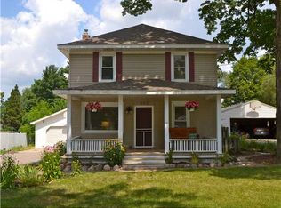 302 E Main St, Dewitt, MI 48820