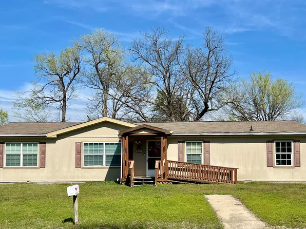 618 W Cedar Ave, Arkansas City, KS 67005
