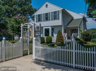 1910 Cedar Rd, Pasadena, MD 21122