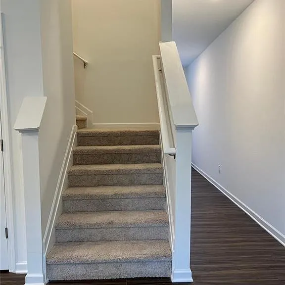1391 Ben Park Way — Photo 9