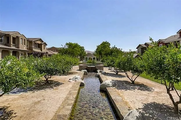 11200 Dewitt Dr — Photo 17