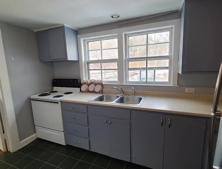 36 Park St #3 — Photo 2