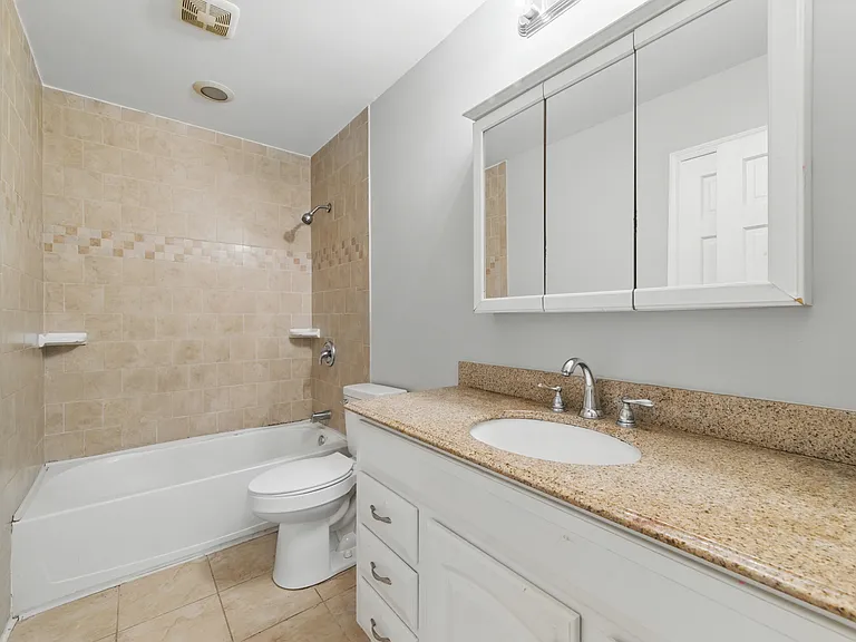 14547 Old Courthouse Way #E — Photo 16