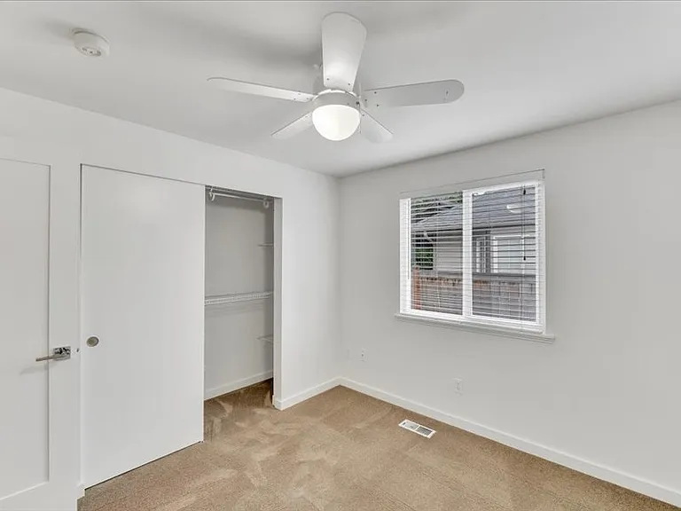 22734 SE 264th Pl — Photo 20