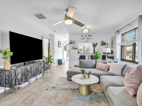 5347 Tennis Lane #5347, Delray Beach, FL 33484