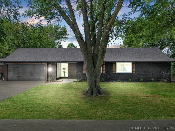 8220 E 38th St, Tulsa, OK 74145