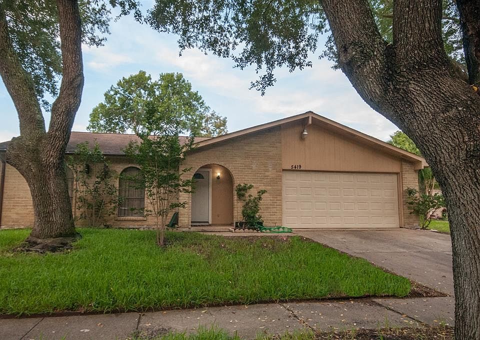 1st image of 5419 Cairnleigh Dr