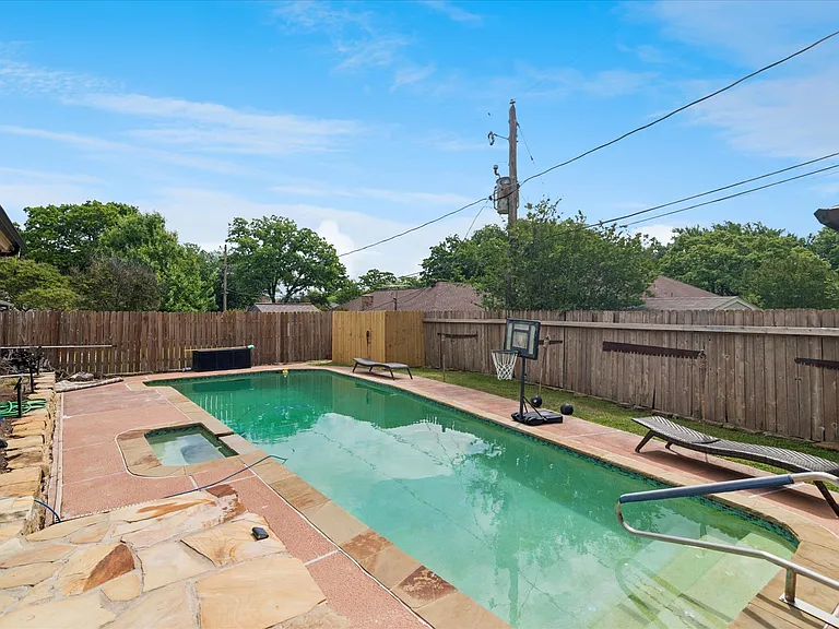 5214 Rustle Leaf Dr — Photo 25