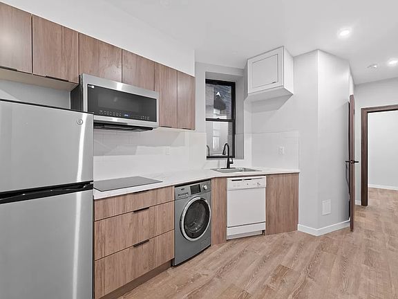 3rd image of 437 W 46th St APT 1FE