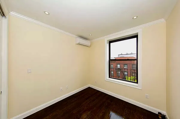 Rented by Avenues Real Estate | media 17