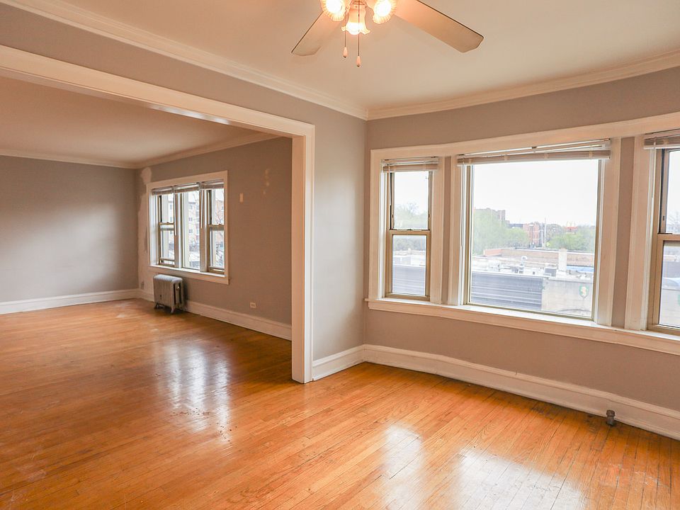 1st image of 2402-10 W Lunt Ave #2D
