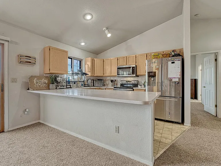 1524 Shane Cir — Photo 7