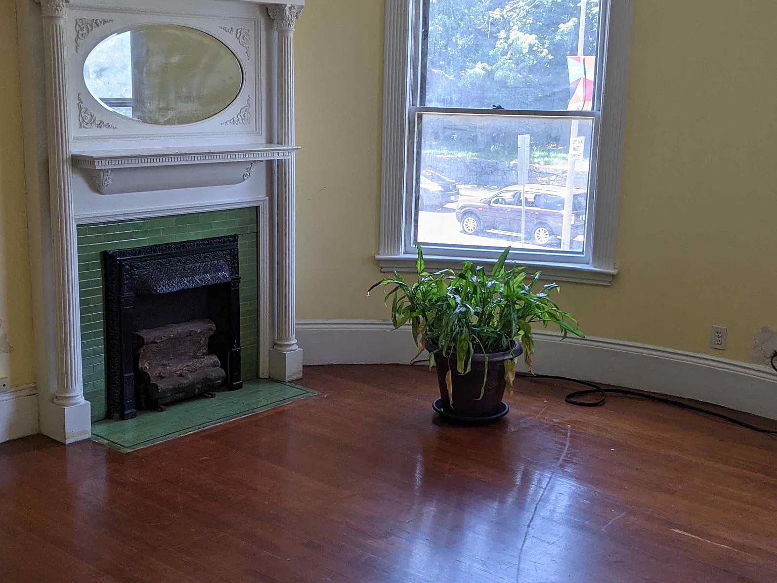 5 bed, 2350 sqft, $4,050 — Photo 4