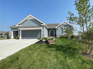 18901 Corbin St, Spring Hill, KS 66083