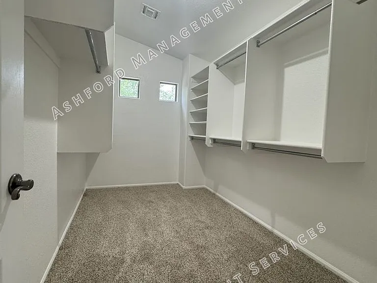 8303 S 47th Ln — Photo 25