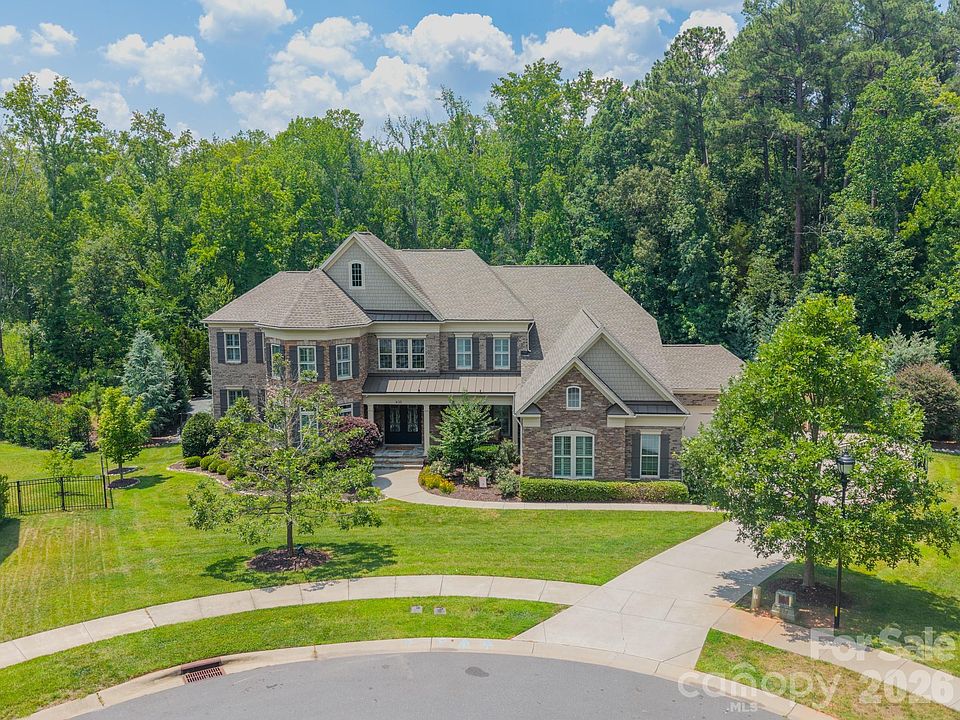 1st image of 435 Turtleback Rdg