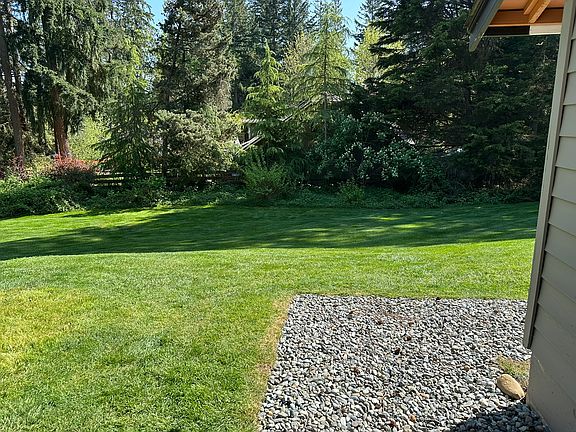 4th image of 4028 229th Ave SE #B