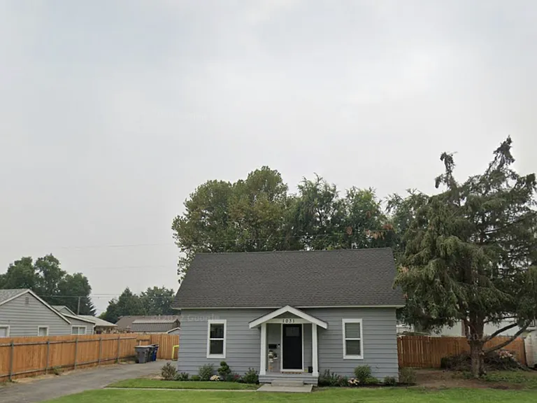 1031 Birch Ave — Photo 1